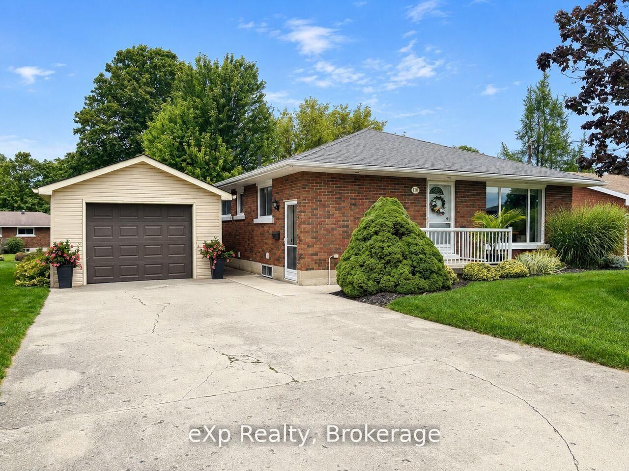 Property Photo:  110 Brown's Lane  ON N0G 2V0 