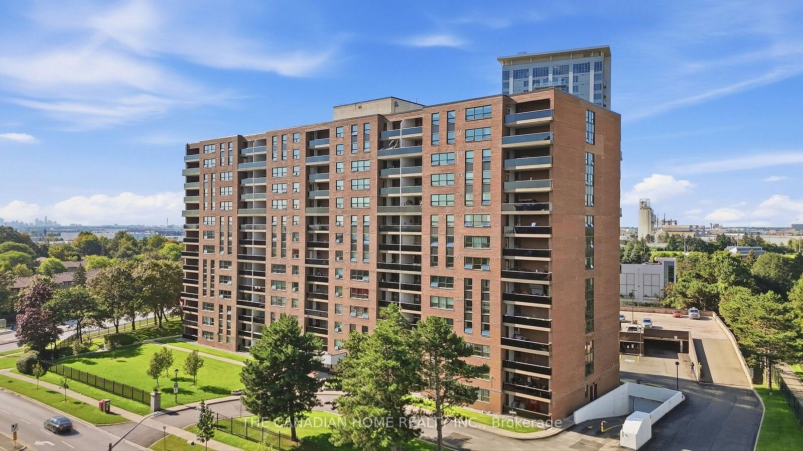 Property Photo:  4 Lisa St. Street 1103  ON L6T 4B6 