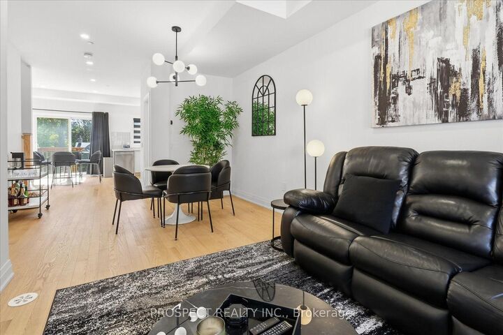 Property Photo:  31 Marret Lane  ON L1B 1J2 