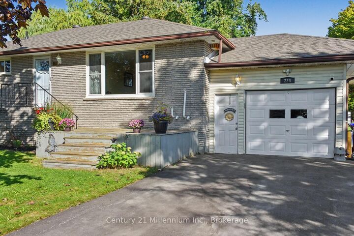 Property Photo: 224 Margaret Street ON L0M 1S0
