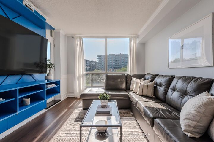 Property Photo:  906 Sheppard Avenue W 308  ON M3H 2T5 