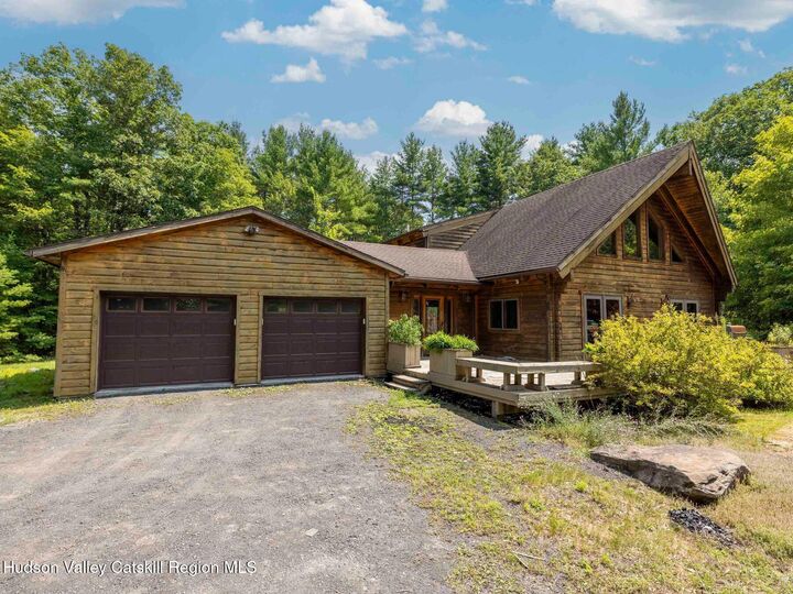 Property Photo:  11 Spruce Hill  NY 12461 