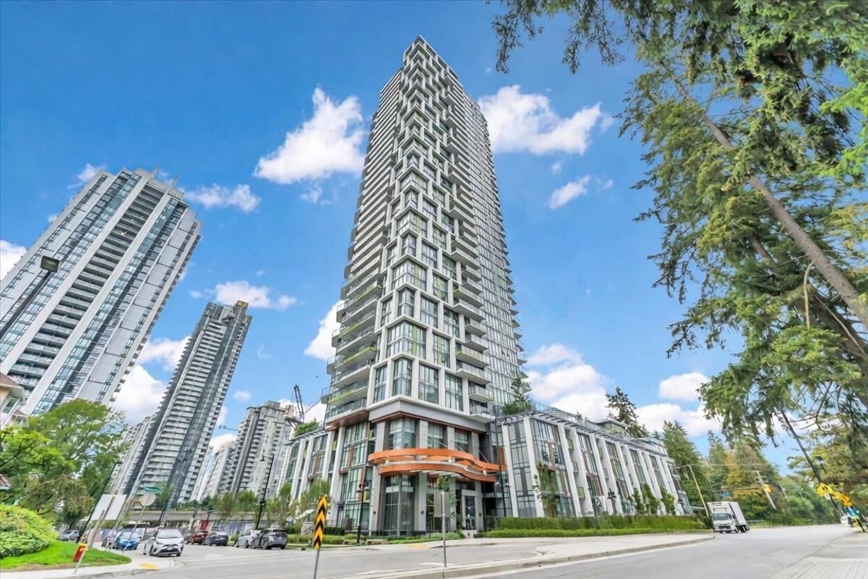 Property Photo:  1182 Westwood Street 2507  BC V3B 0T9 