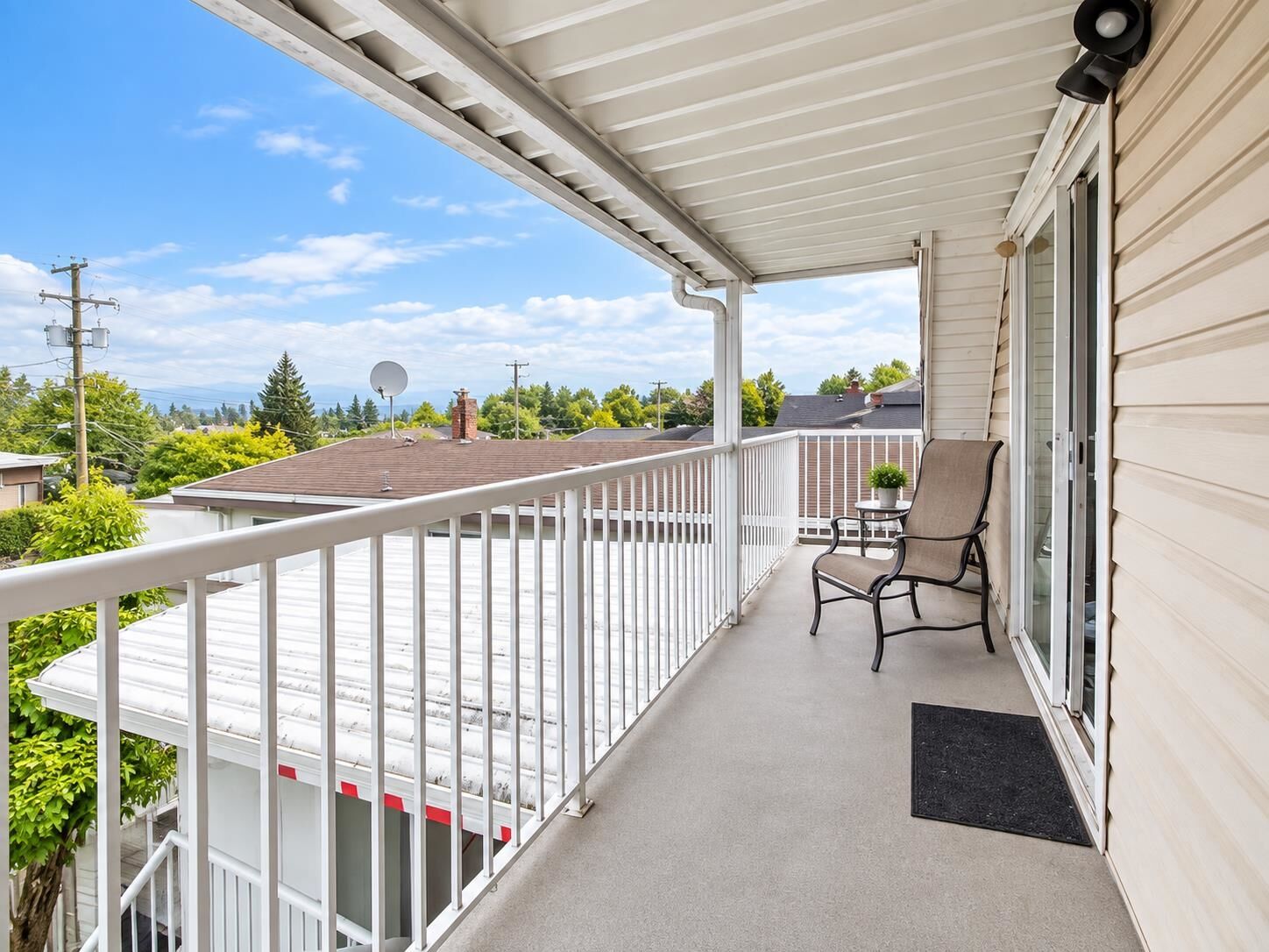 Property Photo:  4265 Slocan Street Top  BC V5R 1Z2 