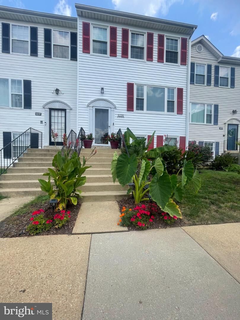 Property Photo:  5235 Hil Mar Drive  MD 20747 