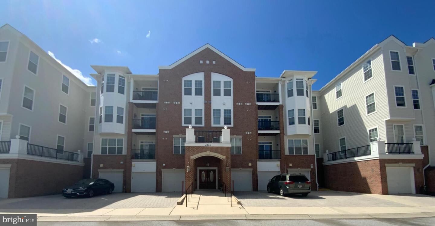 Property Photo: 4315 Ericson 306 MD 21043