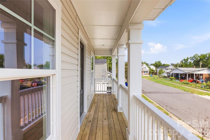 Property Photo:  3628 Glenwood Drive  NC 28208 