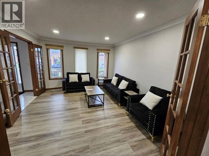 Property Photo:  1237 Kenwick Way  ON N9H 2G6 