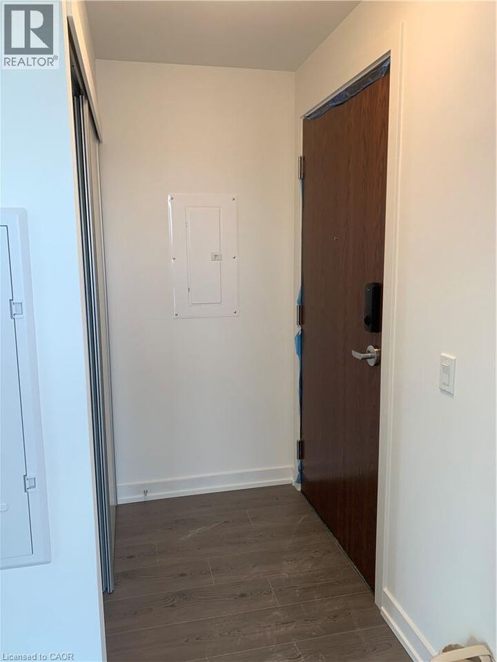 Property Photo: 30 Francis Street South 1208 ON N2G 0B5