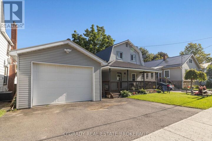 Property Photo:  87 Schofield Avenue  ON K6V 4M7 