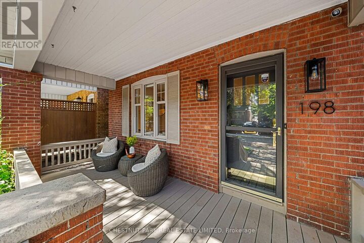 Property Photo:  198 Bowood Avenue  ON M4N 1Y6 
