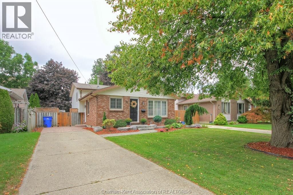 Property Photo: 31 St. Anthony Street ON N7M 3X9