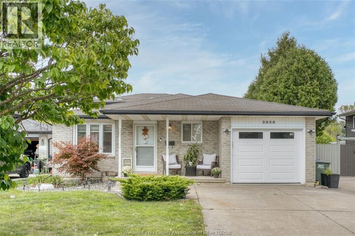 Property Photo:  2920 Robillard Crescent  ON N8W 5L2 