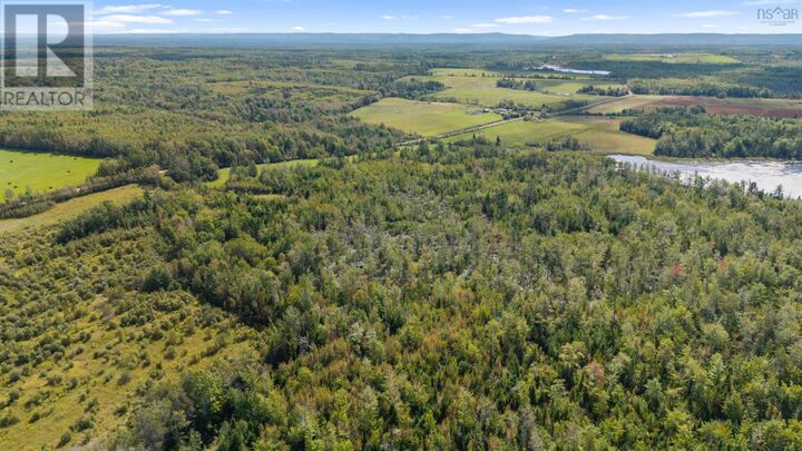 Property Photo:  772 Hartford Road  NS B0K 1M0 
