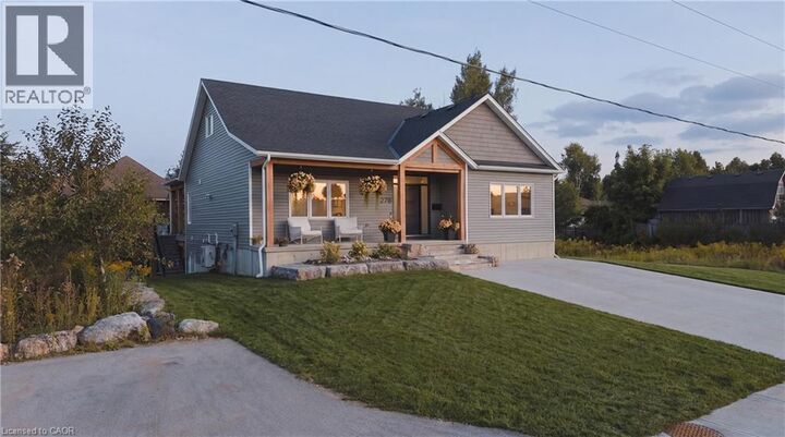 Property Photo:  278 South Grosvenor Street South Main Level  ON N0H 2L0 