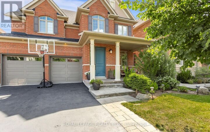 Property Photo:  238 Melanson Heights  ON L9T 0S6 