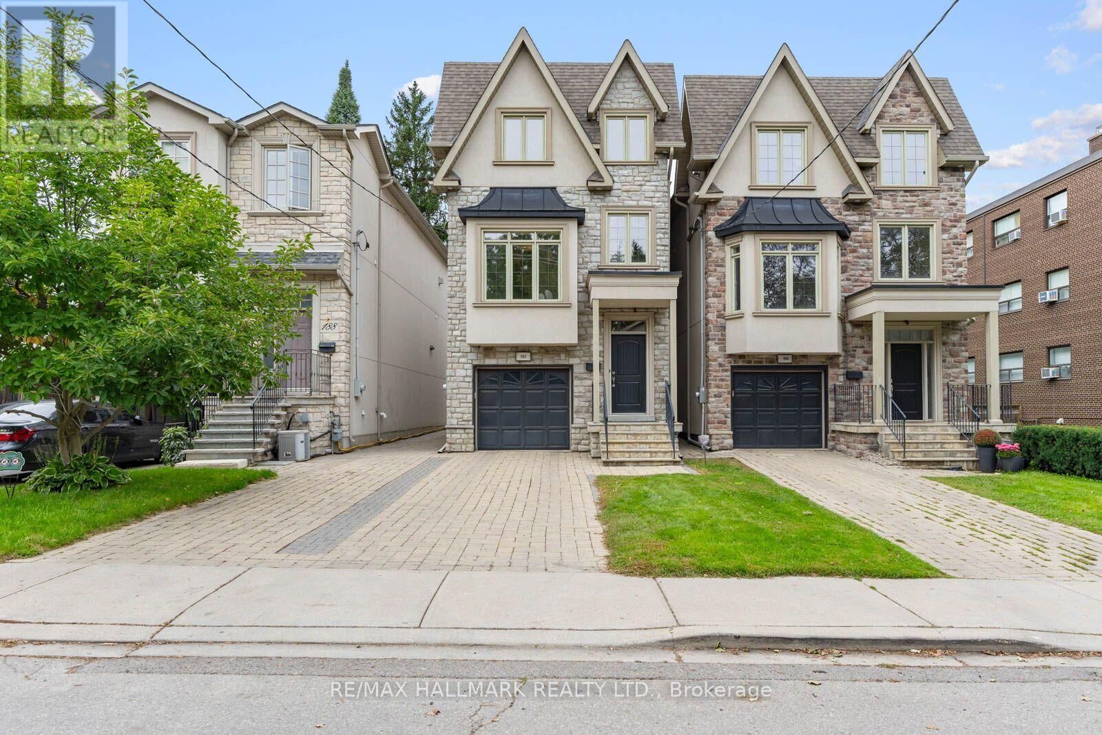 Property Photo:  192 Erskine Avenue  ON M4P 1Z4 
