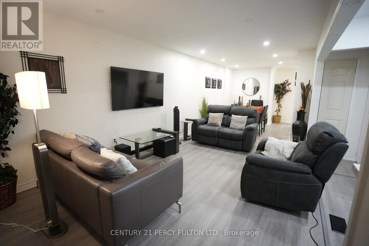 Property Photo: 117 Cordella Avenue ON M6N 2K1