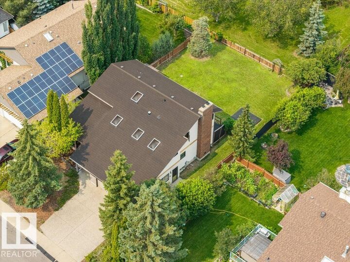 Property Photo:  4140 147 Street NW  AB T6H 5V1 