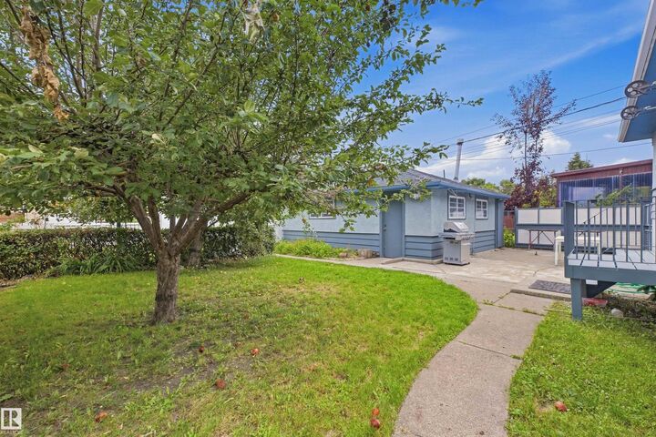 Property Photo:  13024 Sherbrooke Avenue NW  AB T5L 4E8 