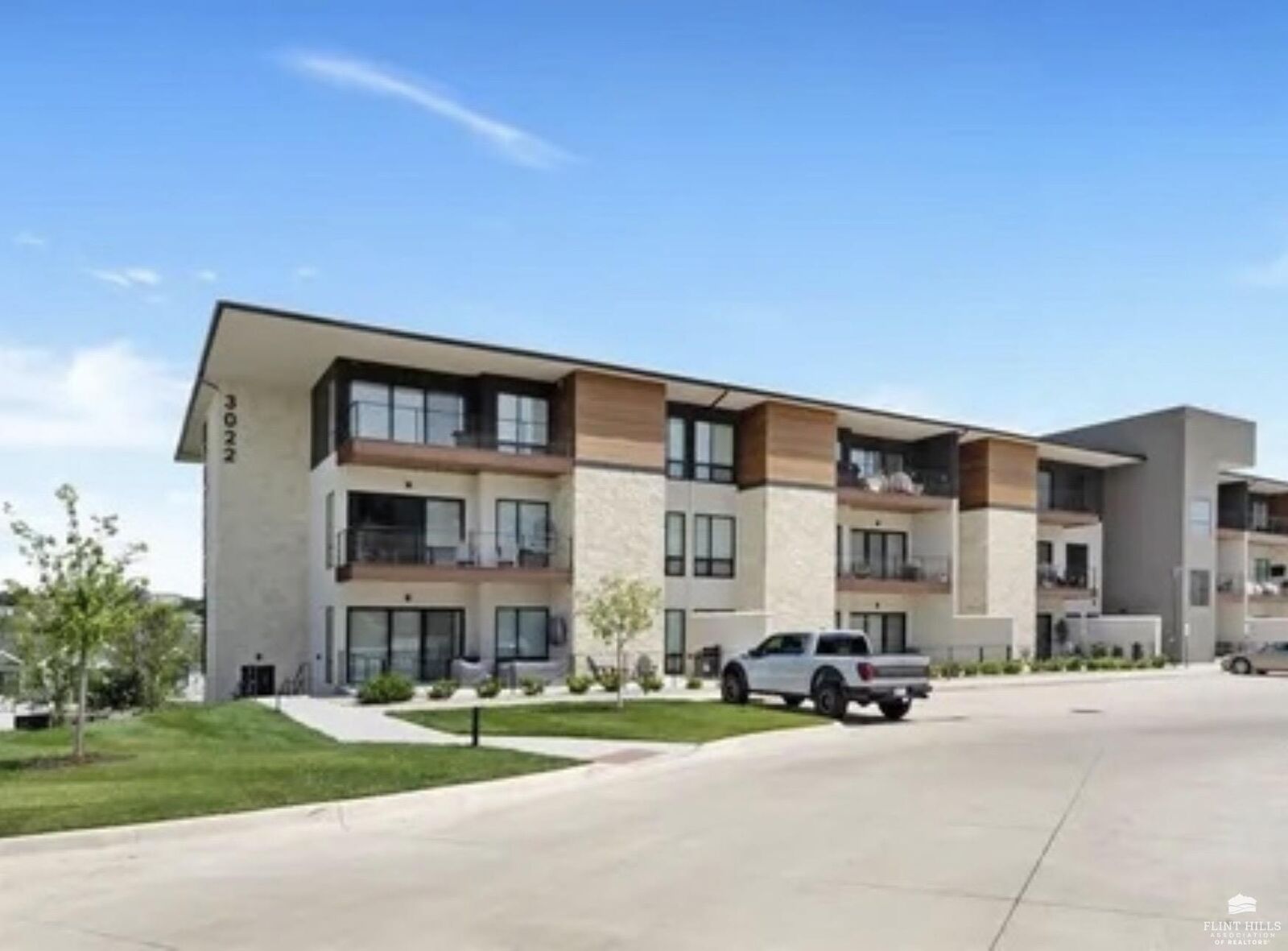 Property Photo:  3022 Fieldhouse Circle  KS 66503 