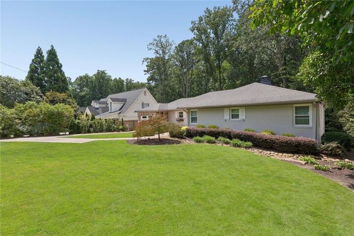 Property Photo: 2970 Rockingham Drive NW GA 30327