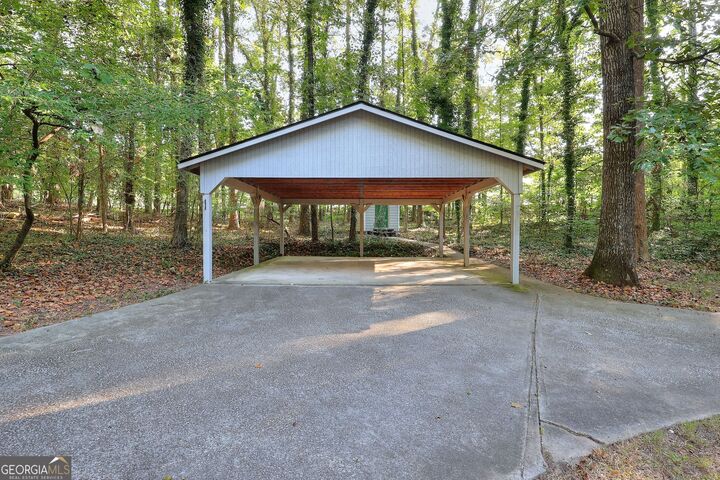 Property Photo: 1786 SW Bear Cave SW GA 30047
