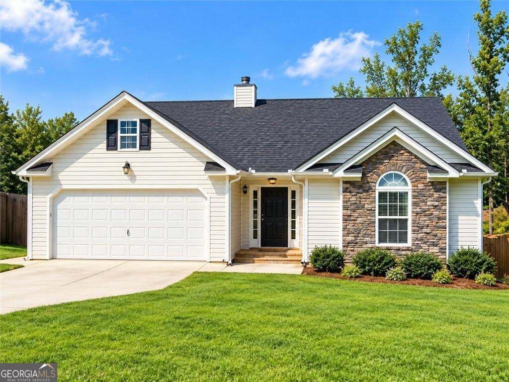 Property Photo:  4915 Roxton Lane  GA 30135 