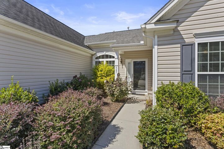 Property Photo: 567 Shoreline Boulevard SC 29316