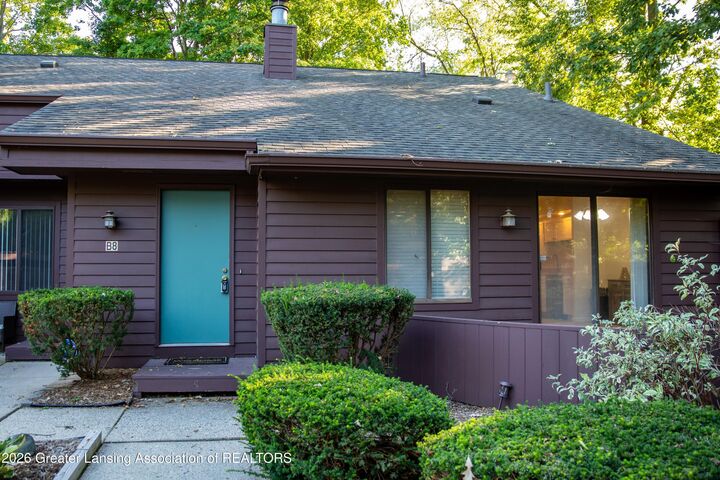 Property Photo: 101 E Jolly Road MI 48910