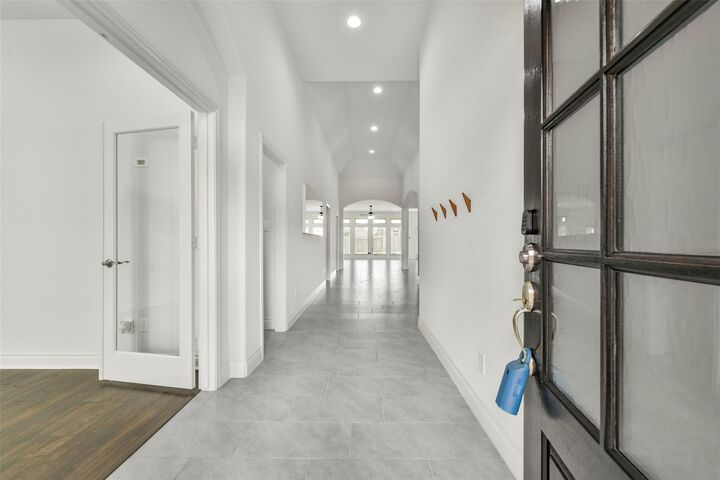 Property Photo:  13615 Imperial Island Lane  TX 77584 
