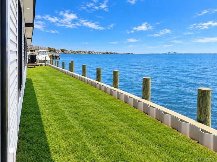 Property Photo:  71 E Shore Drive  NY 11702 