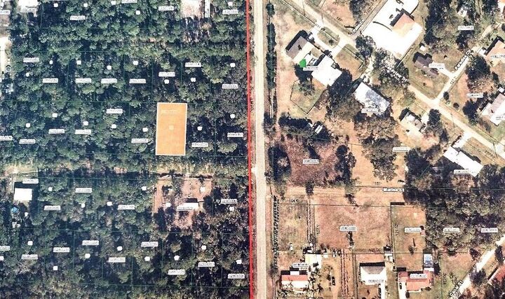 Property Photo:  104 Grand Avenue  FL 32112 