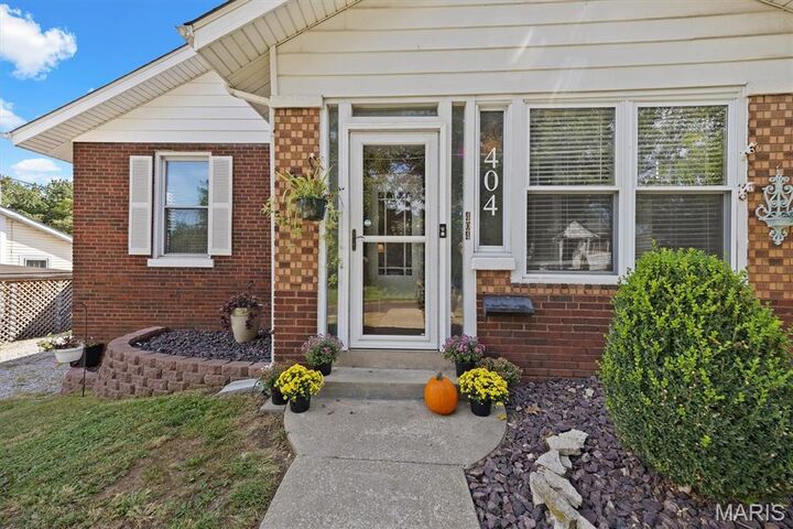 Property Photo:  404 Polk Street  IL 62220 