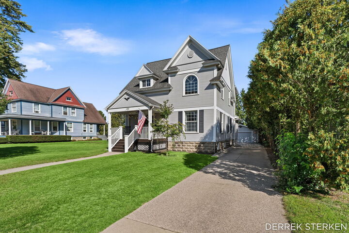 Property Photo: 125 W Main Avenue MI 49464