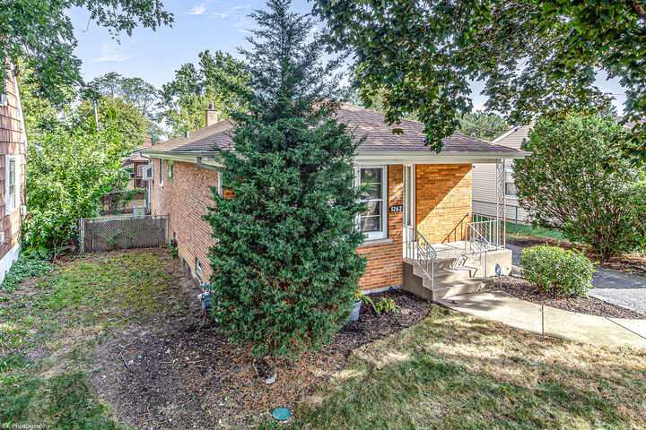 Property Photo: 5262 Alexander Place IL 60453