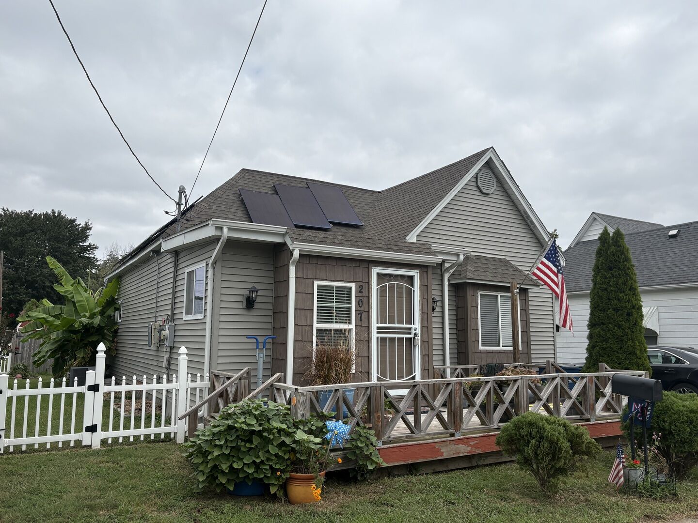 Property Photo:  207 W Sylvia Avenue  IL 62822 