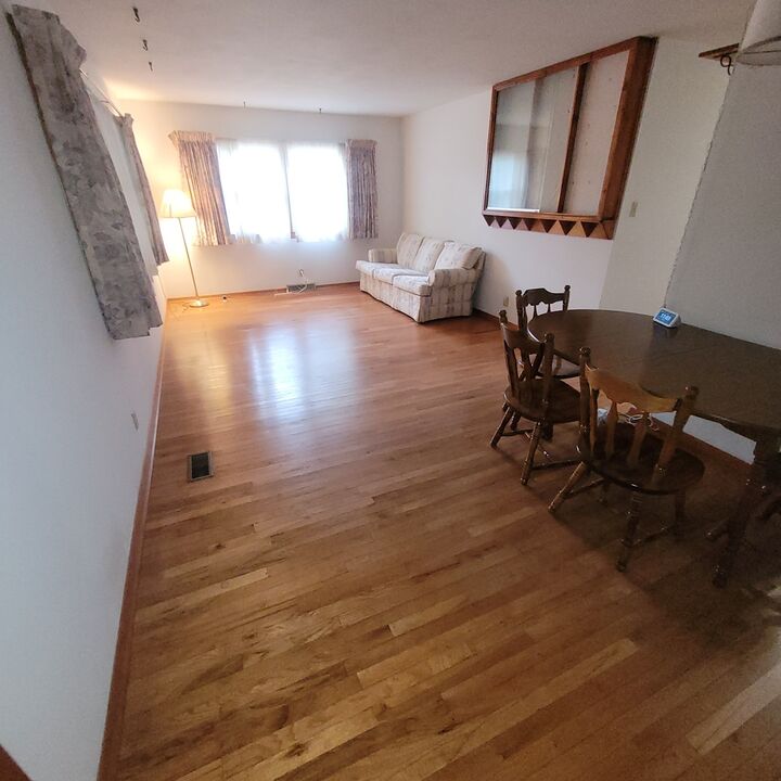 Property Photo:  911 N 7th Street  IL 62966 