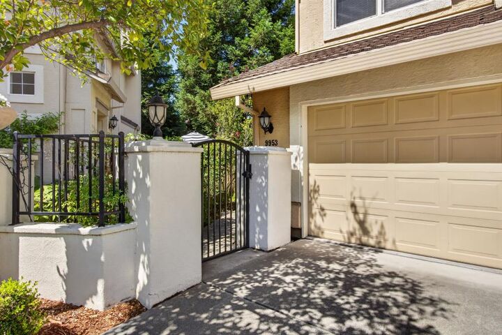 Property Photo: 9953 Villa Granito Lane CA 95746