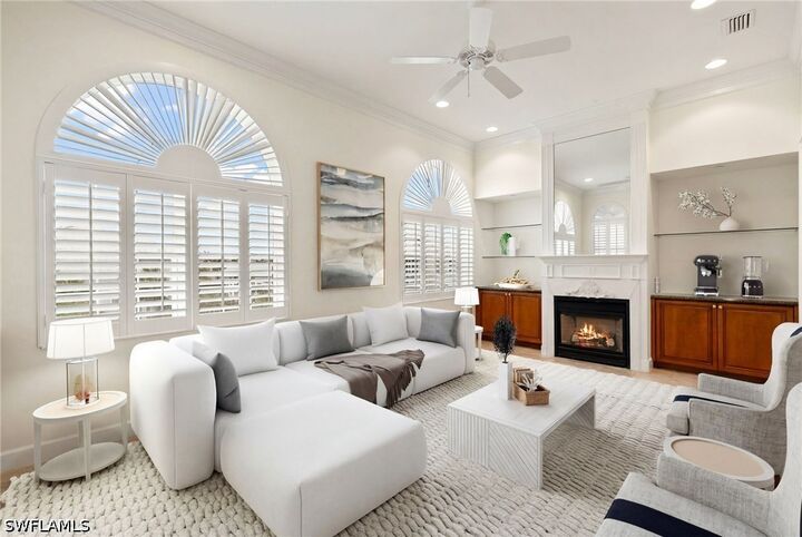 Property Photo:  109 Barefoot Circle 22  FL 34134 