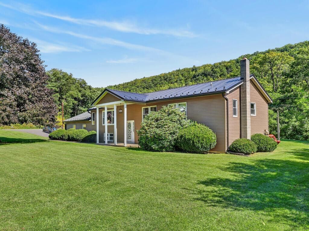 Property Photo:  24308 Route 187  PA 18854 