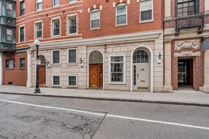 Property Photo:  135-137 Salem St 7  MA 02113 