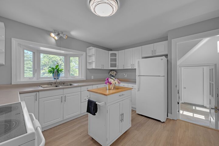 Property Photo:  58 Randall St  MA 01069 