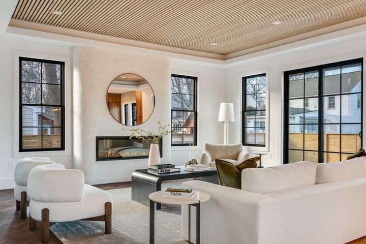 Property Photo:  89 Parker Avenue  MA 02461 