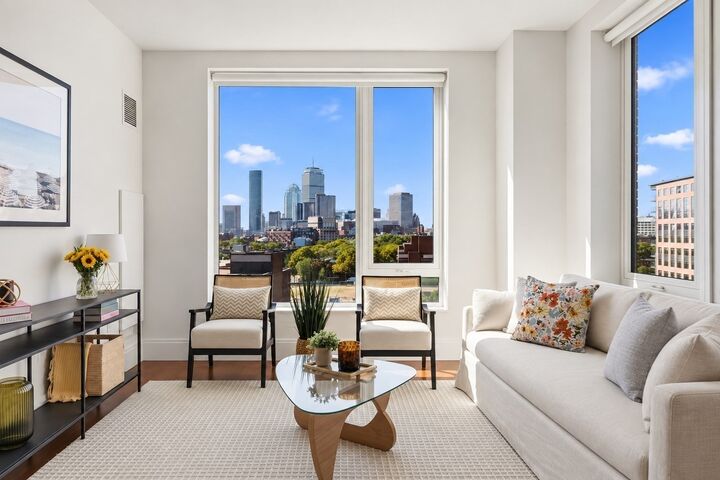 Property Photo:  380 Harrison Ave 1013  MA 02118 