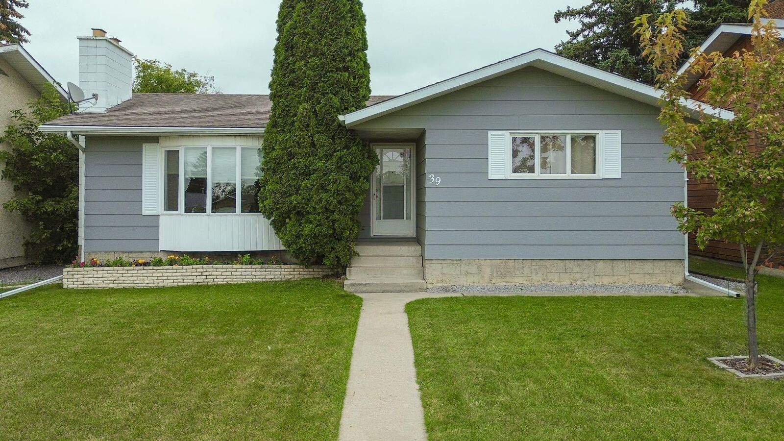 Property Photo:  39 Opal Avenue  AB T4P 1S9 