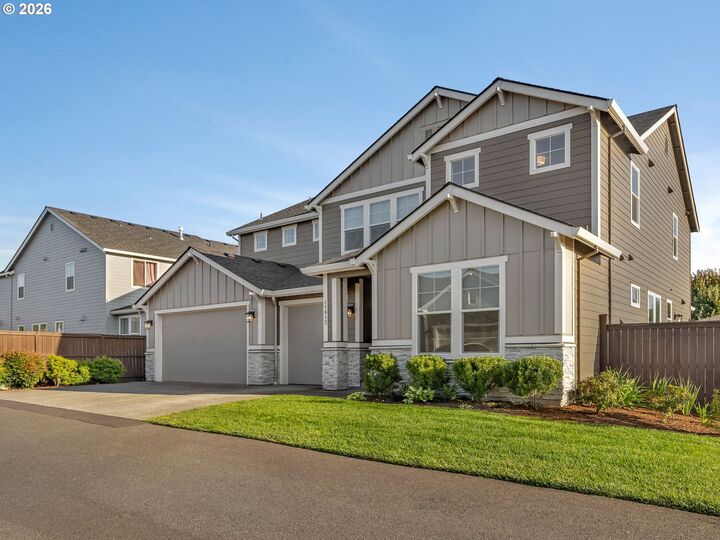 Property Photo:  17012 NE 27th Ct  WA 98642 
