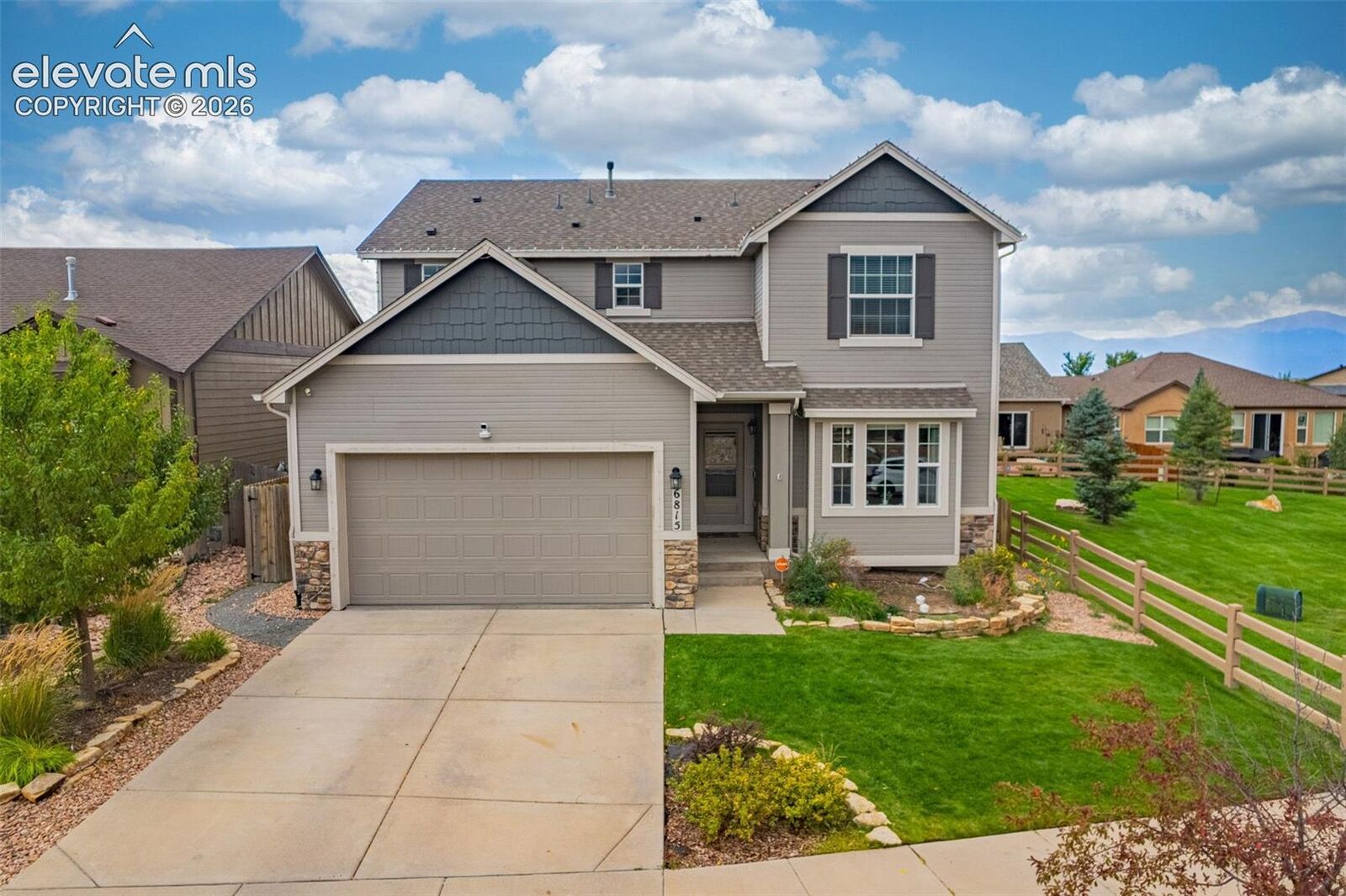 Property Photo:  6815 Mustang Rim Drive  CO 80923 