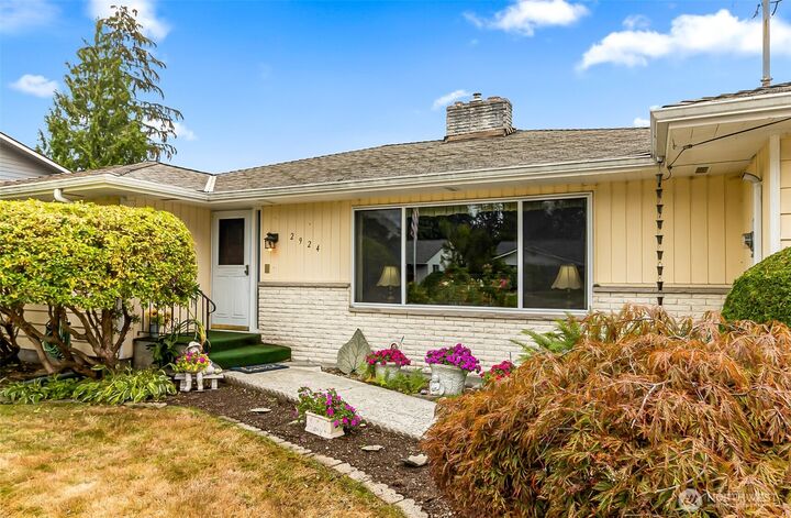 Property Photo: 2924 91st Street SE WA 98208