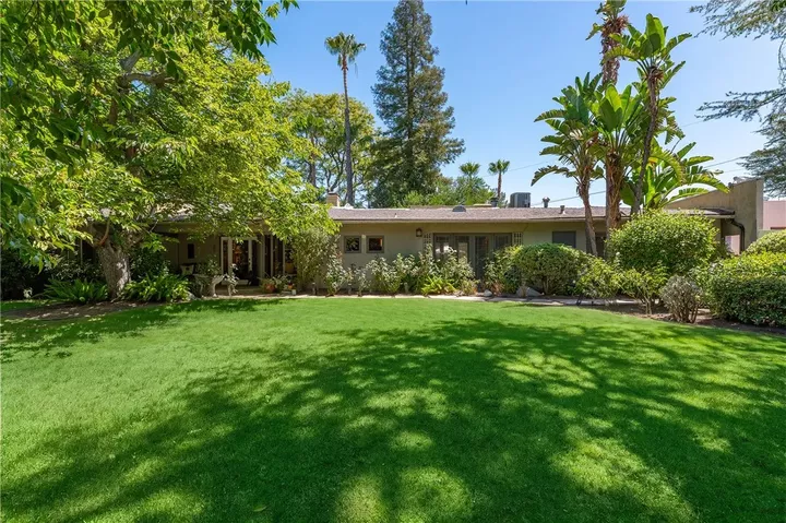 Property Photo:  4956 Hood Drive  CA 91364 